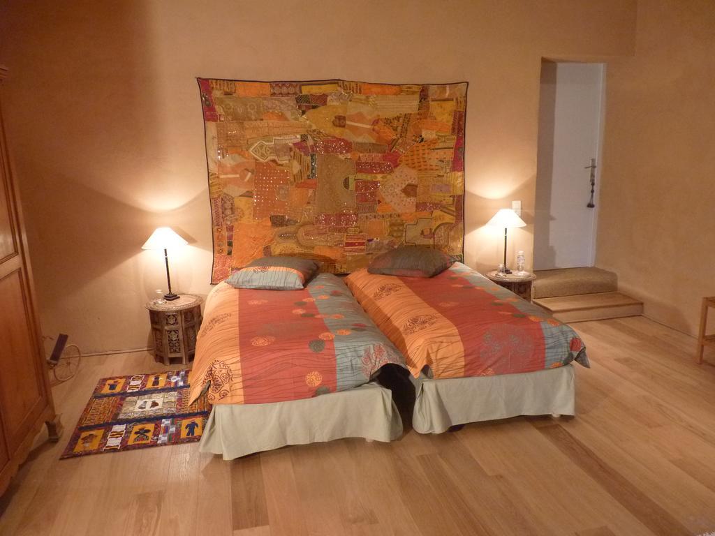 Bed and Breakfast Le Fraysse à Montdurausse Extérieur photo