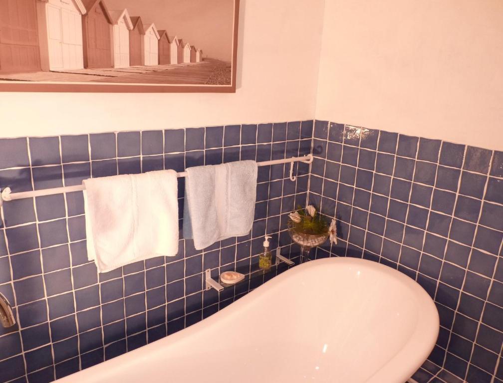 Bed and Breakfast Le Fraysse à Montdurausse Chambre photo