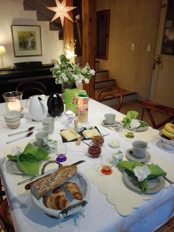 Bed and Breakfast Le Fraysse à Montdurausse Extérieur photo